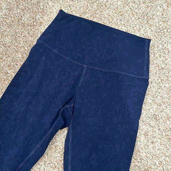 Lululemon Wunder Under Leggings - Picture 4 of 4